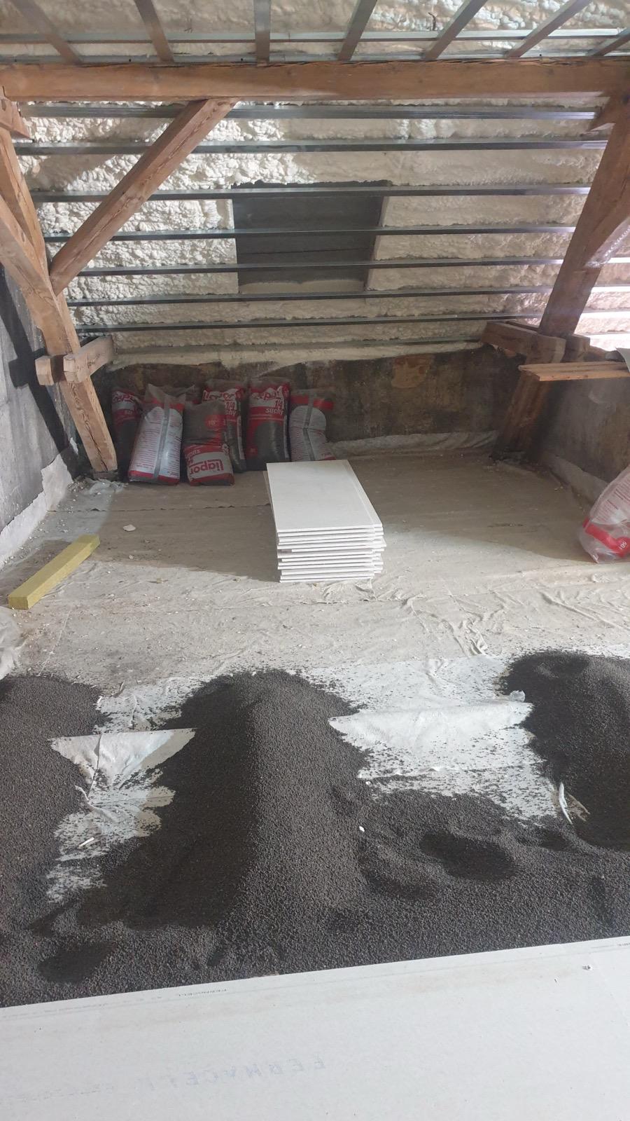 Materiál